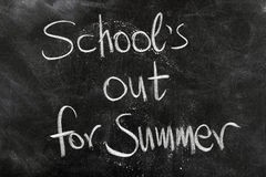 school-s-out-summer-blackboard-40154658